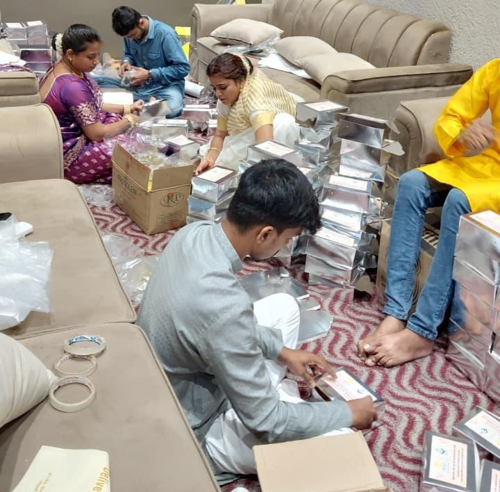 Community members receiving food